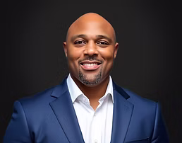Derrick Pierce